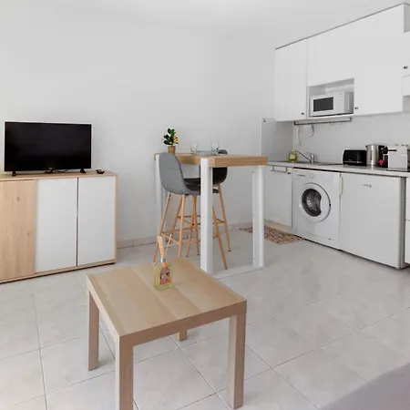 Apartamento Le Seaside - - Tram - Airport - Ac Niza