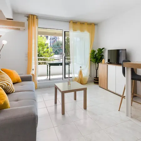 Le Seaside - - Tram - Airport - Ac