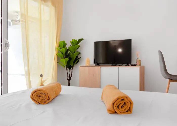 Le Seaside - - Tram - Airport - Ac Appartamento